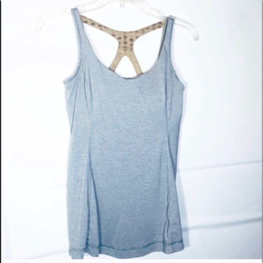 Lululemon open  Tank top size 6 excellent condition like new
